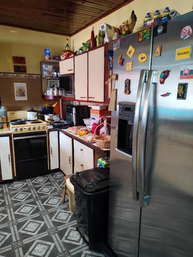 The Cozy Cactus House B&B Cartago Centro English Spoken Buitenkant foto